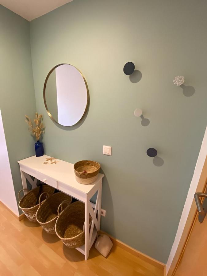 Superbe Appartement Renove, Residence Avec Piscine Roses Eksteriør billede